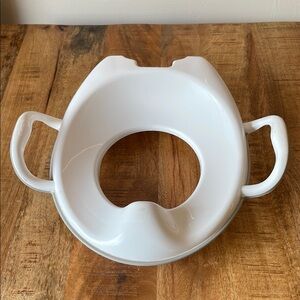Munchkin White Potty Training Seat